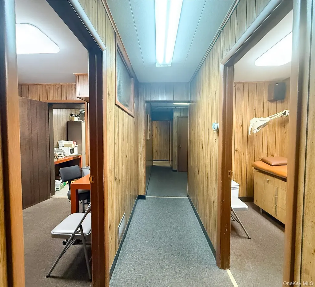 20917 Union Turnpike Oakland Gardens NY 11364