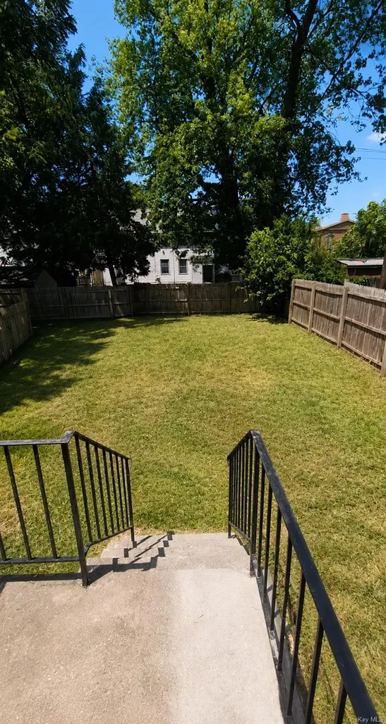8 Norris Street Garnerville NY 10923