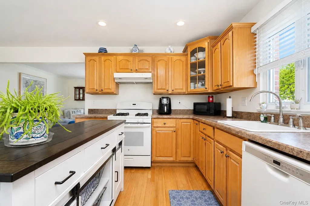 74 Cypress Avenue Staten Island NY 10301