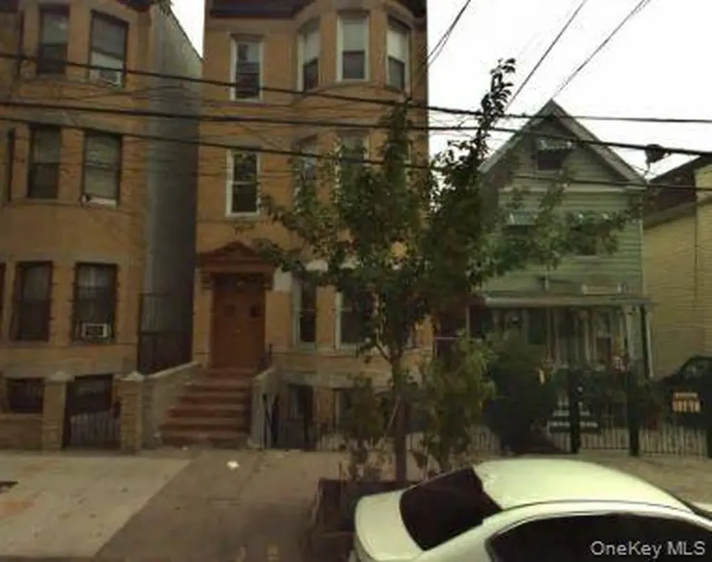 1460 Bryant Avenue Bronx NY 10460