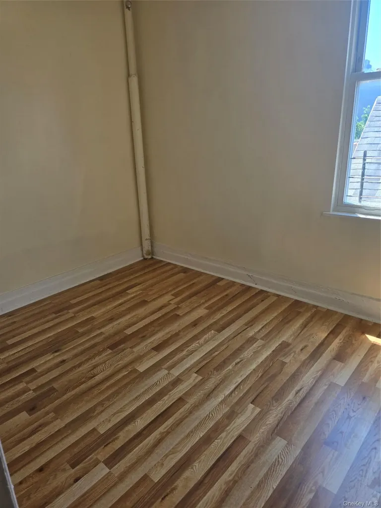 1460 Bryant Avenue Bronx NY 10460