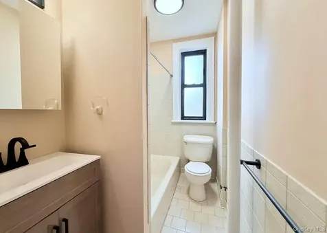 12 Chatsworth Avenue Larchmont NY 10538
