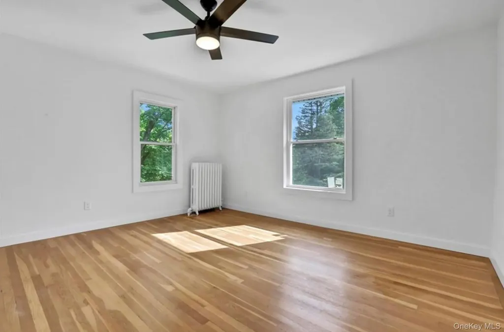 27 Tioronda Avenue Beacon NY 12508
