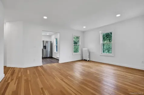 27 Tioronda Avenue Beacon NY 12508