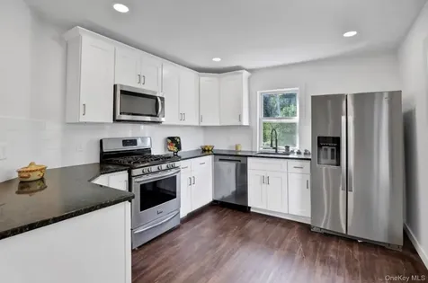 27 Tioronda Avenue Beacon NY 12508