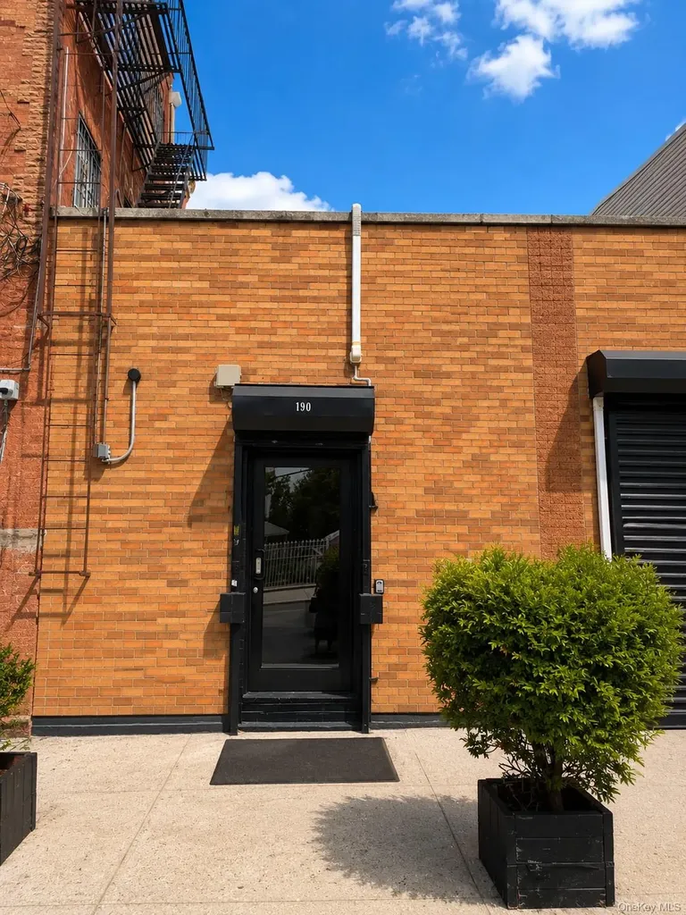190 Milford Street Brooklyn NY 11208