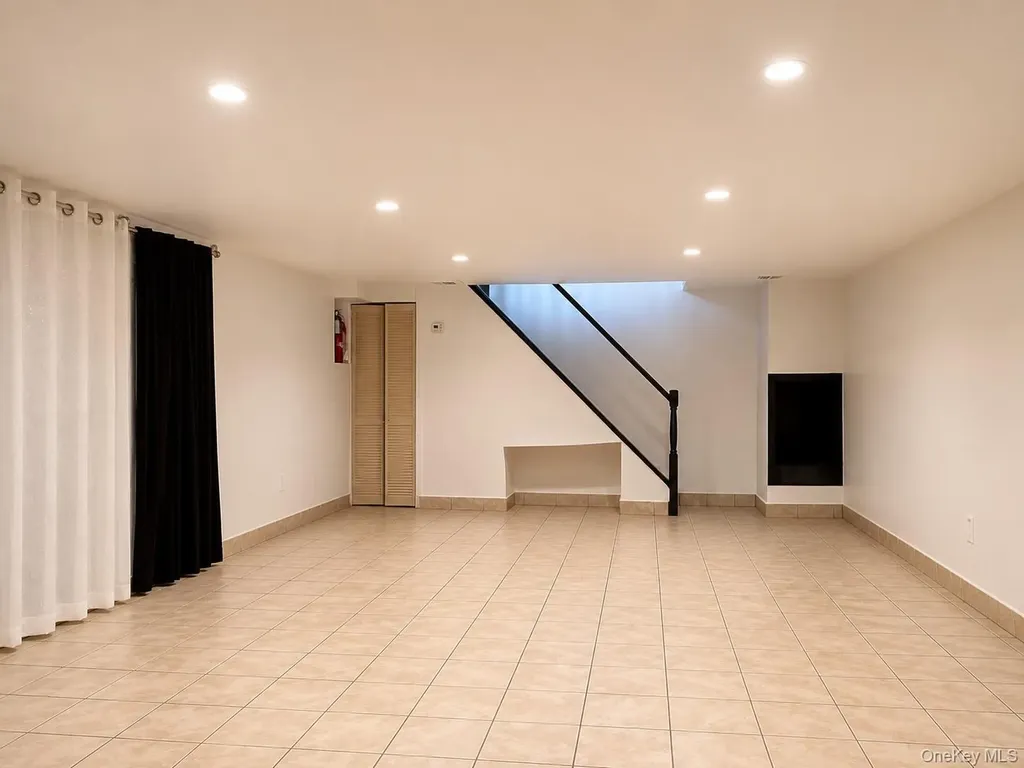 190 Milford Street Brooklyn NY 11208