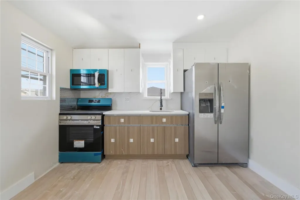 137-08 218th Street Laurelton NY 11413