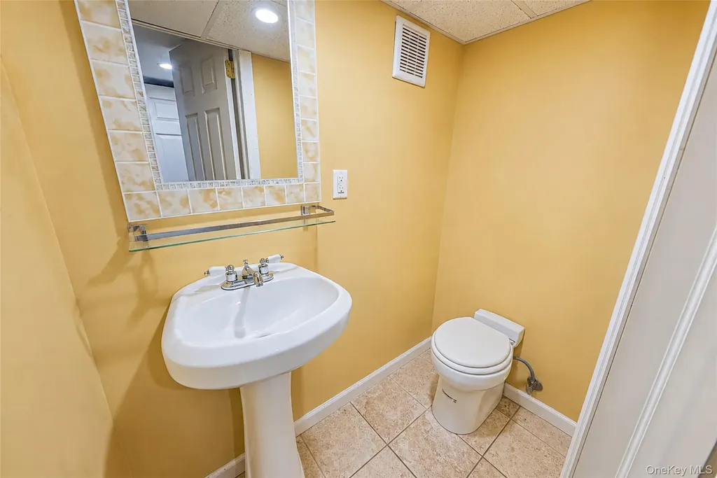 106 Casino Street Freeport NY 11520