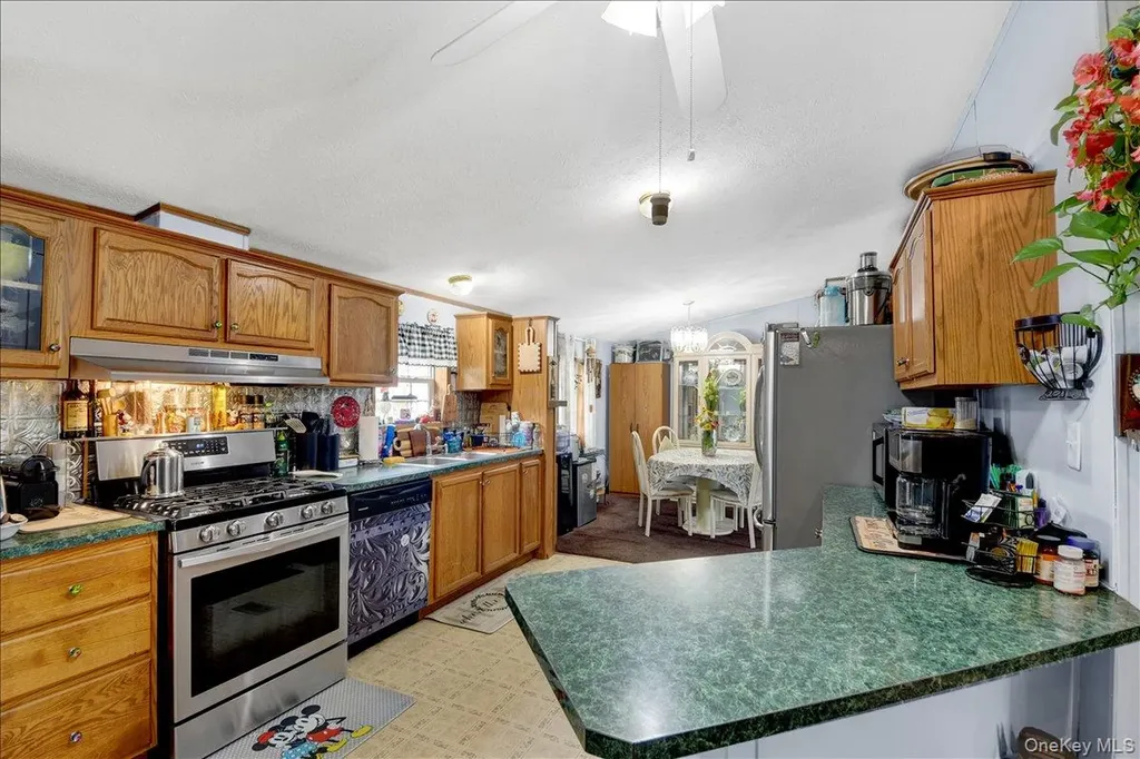 6 Hopf Nanuet NY 10954
