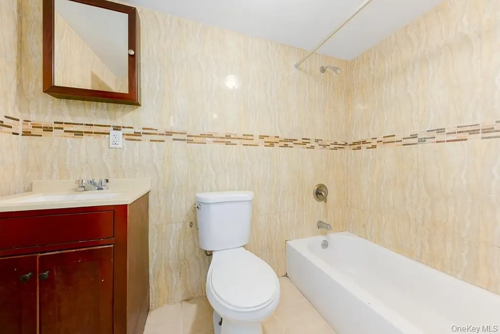657 96th Street E Brooklyn NY 11236