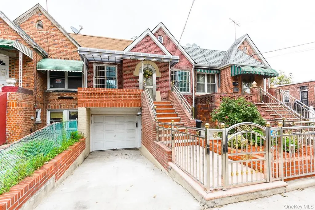 657 96th Street E Brooklyn NY 11236