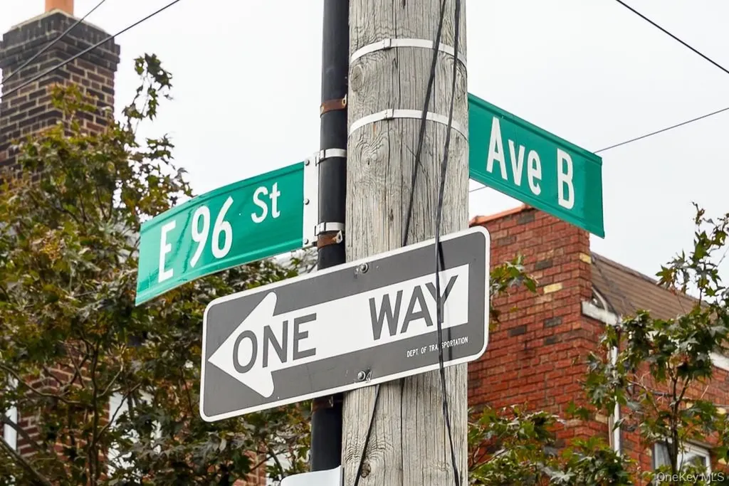 657 96th Street E Brooklyn NY 11236