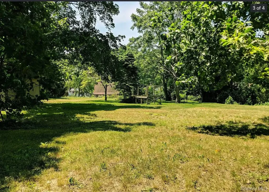 54 Pearl Road Rocky Point NY 11778