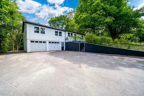 452 Vineyard Avenue Highland NY 12528