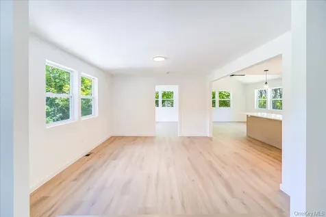 452 Vineyard Avenue Highland NY 12528