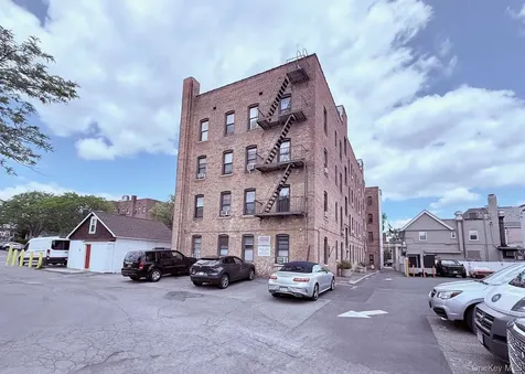 12 Chatsworth Avenue Larchmont NY 10538