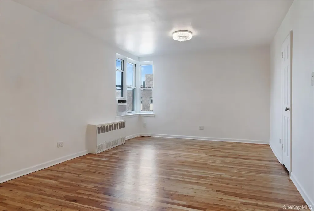 1430 Seagirt Boulevard Far Rockaway NY 11691