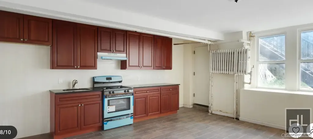 1534 Bryan Avenue Bronx NY 10460