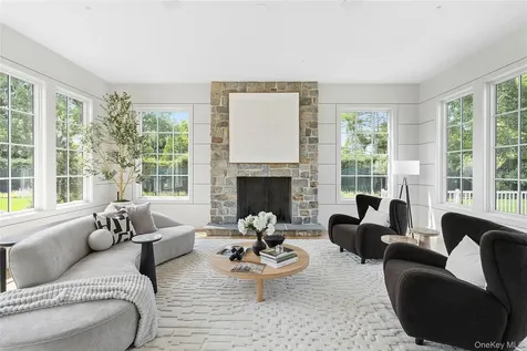 120 Halsey Lane Bridgehampton NY 11932