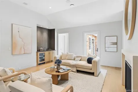 120 Halsey Lane Bridgehampton NY 11932