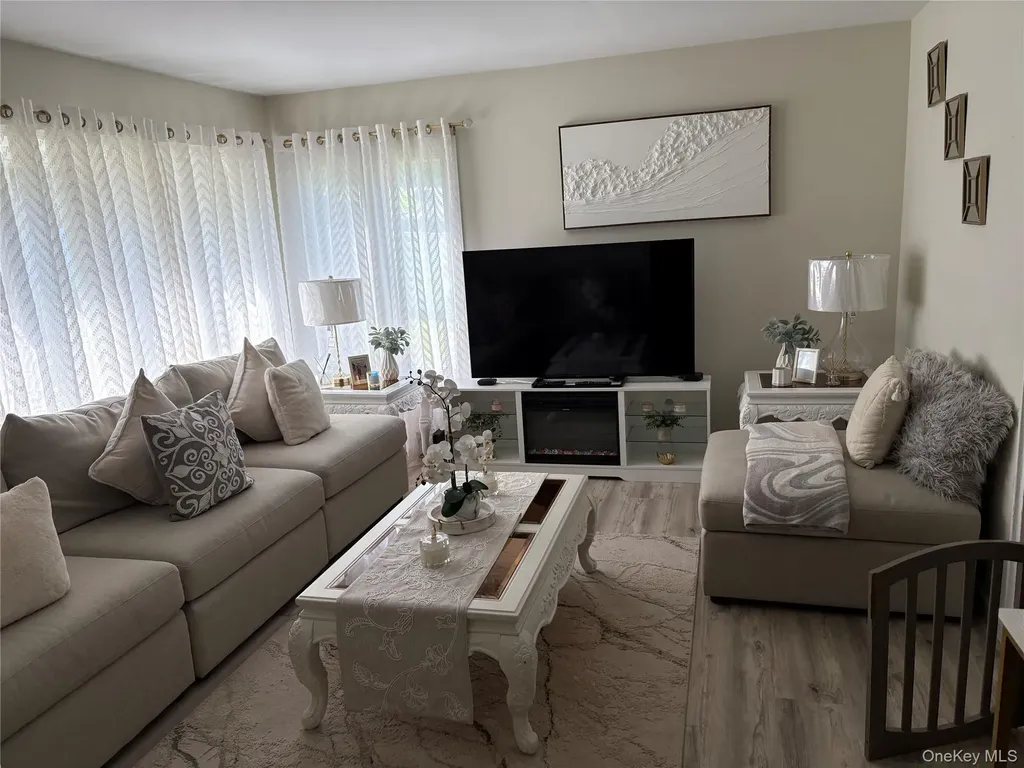 21 Washington Place White Plains NY 10603