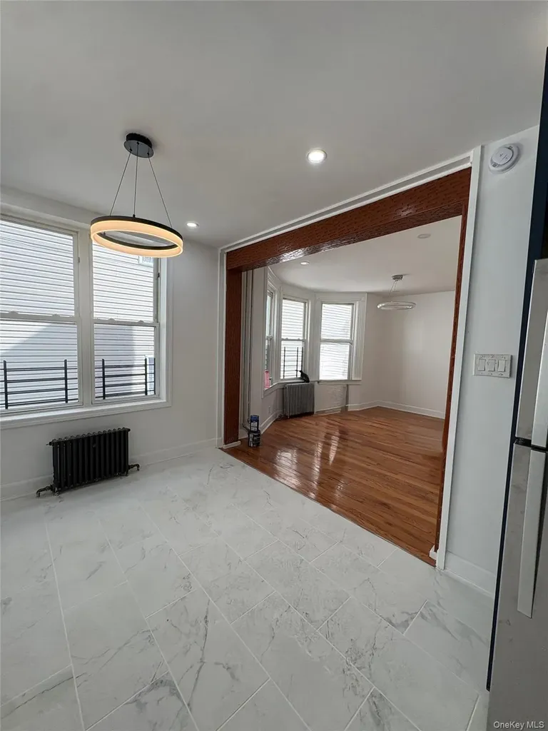 4027 Edson Avenue Bronx NY 10466