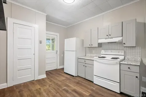 361 Lake Drive Lake Peekskill NY 10537