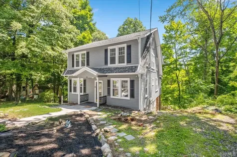 361 Lake Drive Lake Peekskill NY 10537