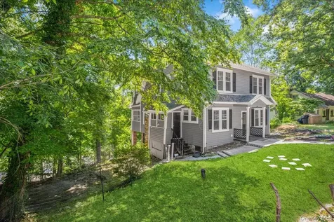 361 Lake Drive Lake Peekskill NY 10537