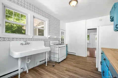 361 Lake Drive Lake Peekskill NY 10537