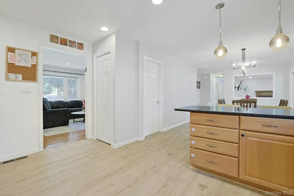 10 Pepperill Court New City NY 10956