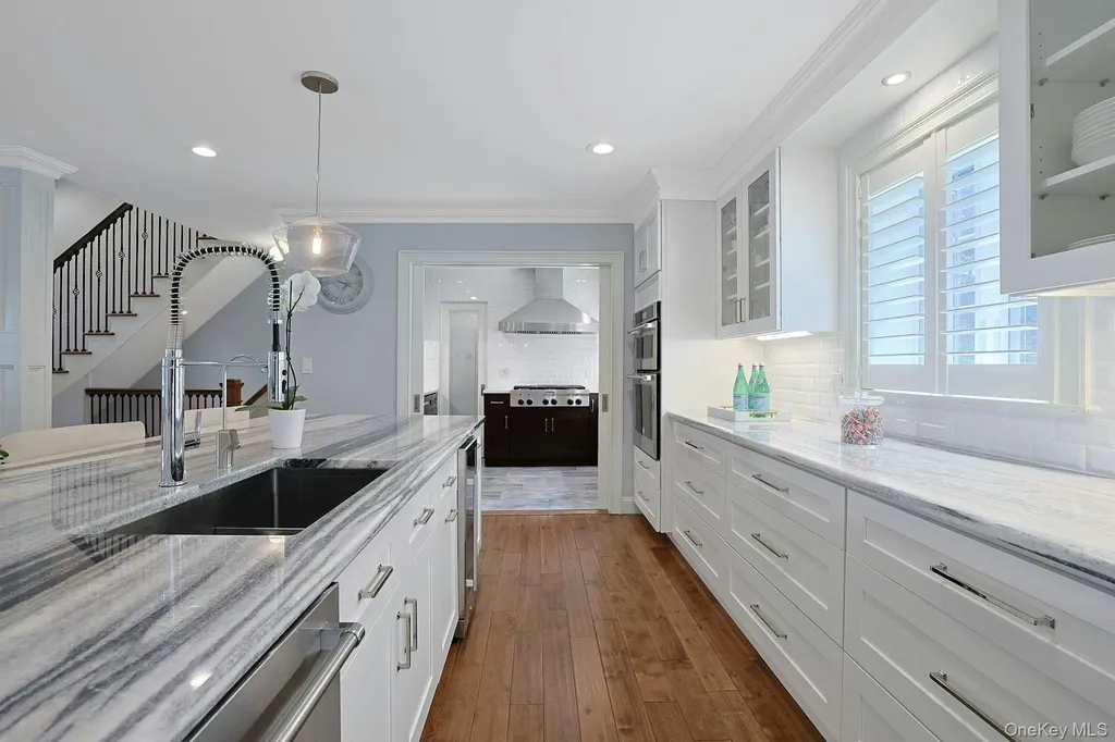 250 Evandale Road Scarsdale NY 10583