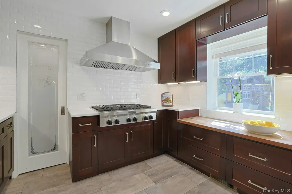 250 Evandale Road Scarsdale NY 10583
