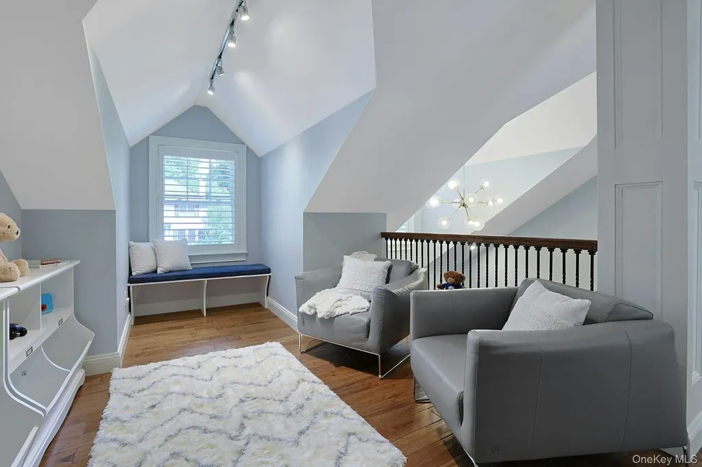 250 Evandale Road Scarsdale NY 10583