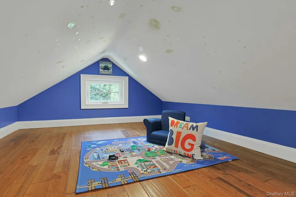 250 Evandale Road Scarsdale NY 10583