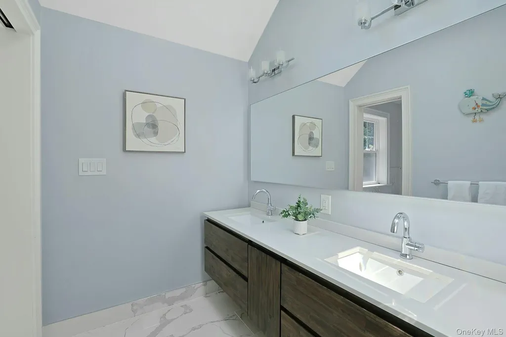 250 Evandale Road Scarsdale NY 10583