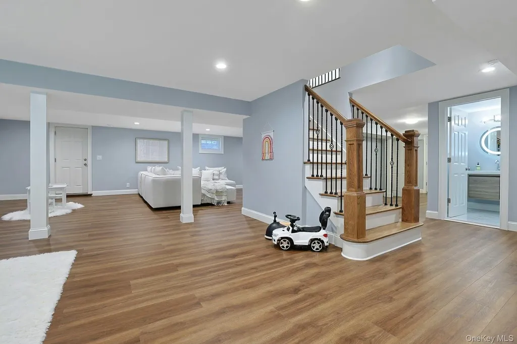 250 Evandale Road Scarsdale NY 10583