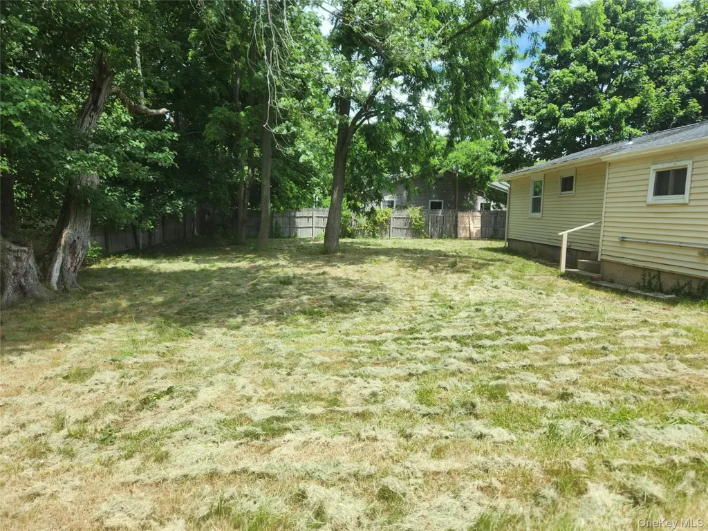 548 Taylor Avenue East Patchogue NY 11772