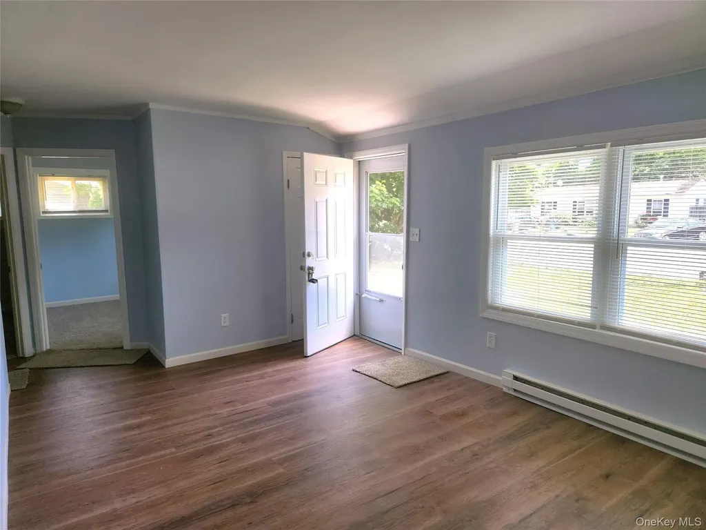 548 Taylor Avenue East Patchogue NY 11772