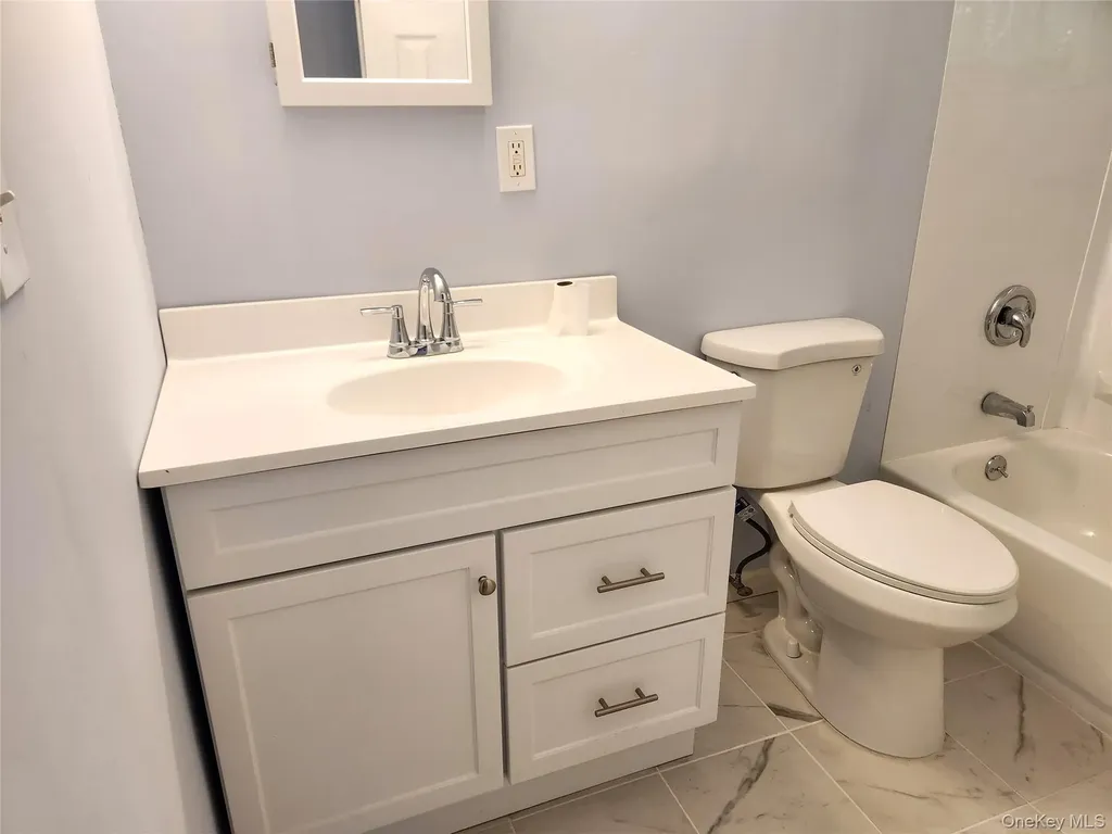 548 Taylor Avenue East Patchogue NY 11772