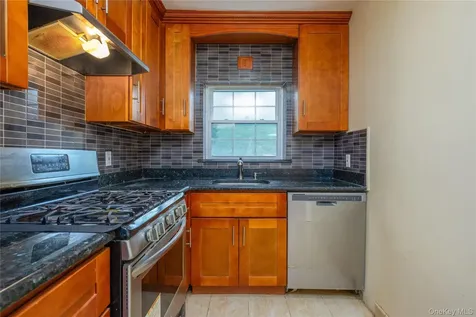 27 Lexington Hill Harriman NY 10926