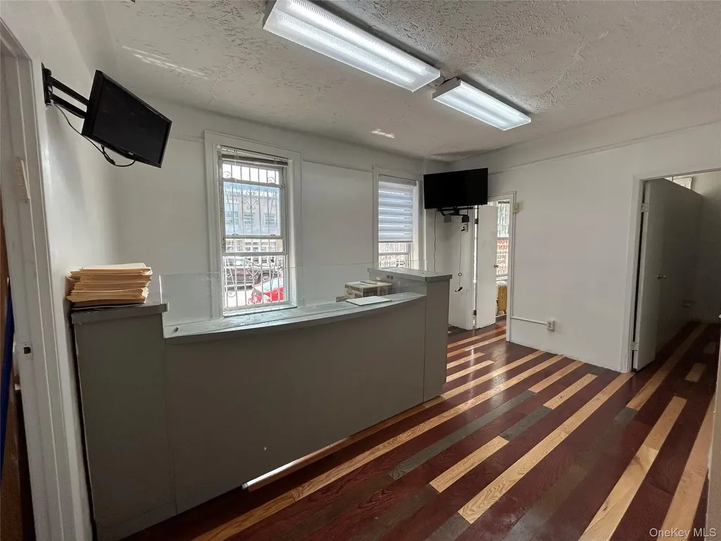 1932 Kings Highway Brooklyn NY 11229