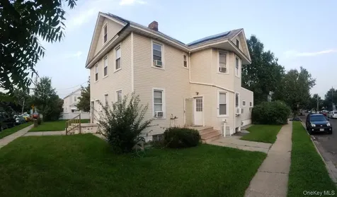 83 Kraemer Street Hicksville NY 11801