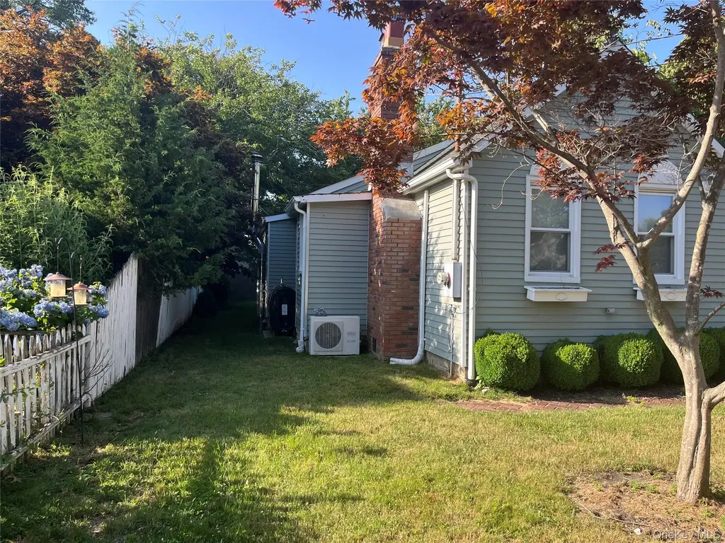 1 Saltaire Road Sound Beach NY 11789