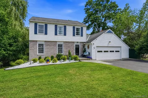 5 Virginia Drive Kingston NY 12401