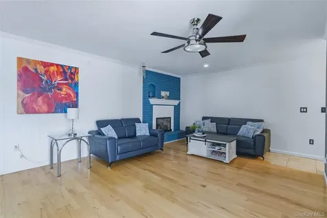 5 Virginia Drive Kingston NY 12401