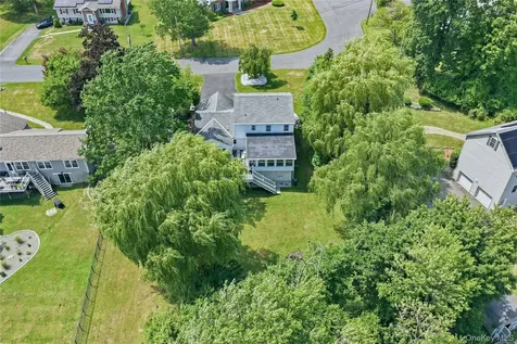 5 Virginia Drive Kingston NY 12401