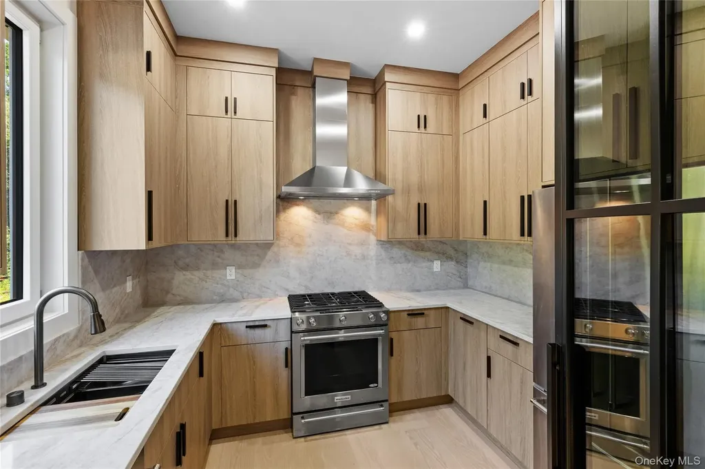 5 Somner Drive Dix Hills NY 11746