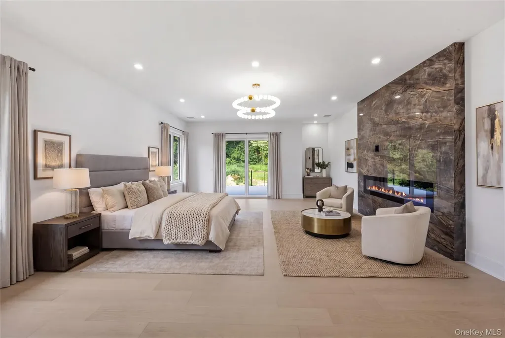5 Somner Drive Dix Hills NY 11746